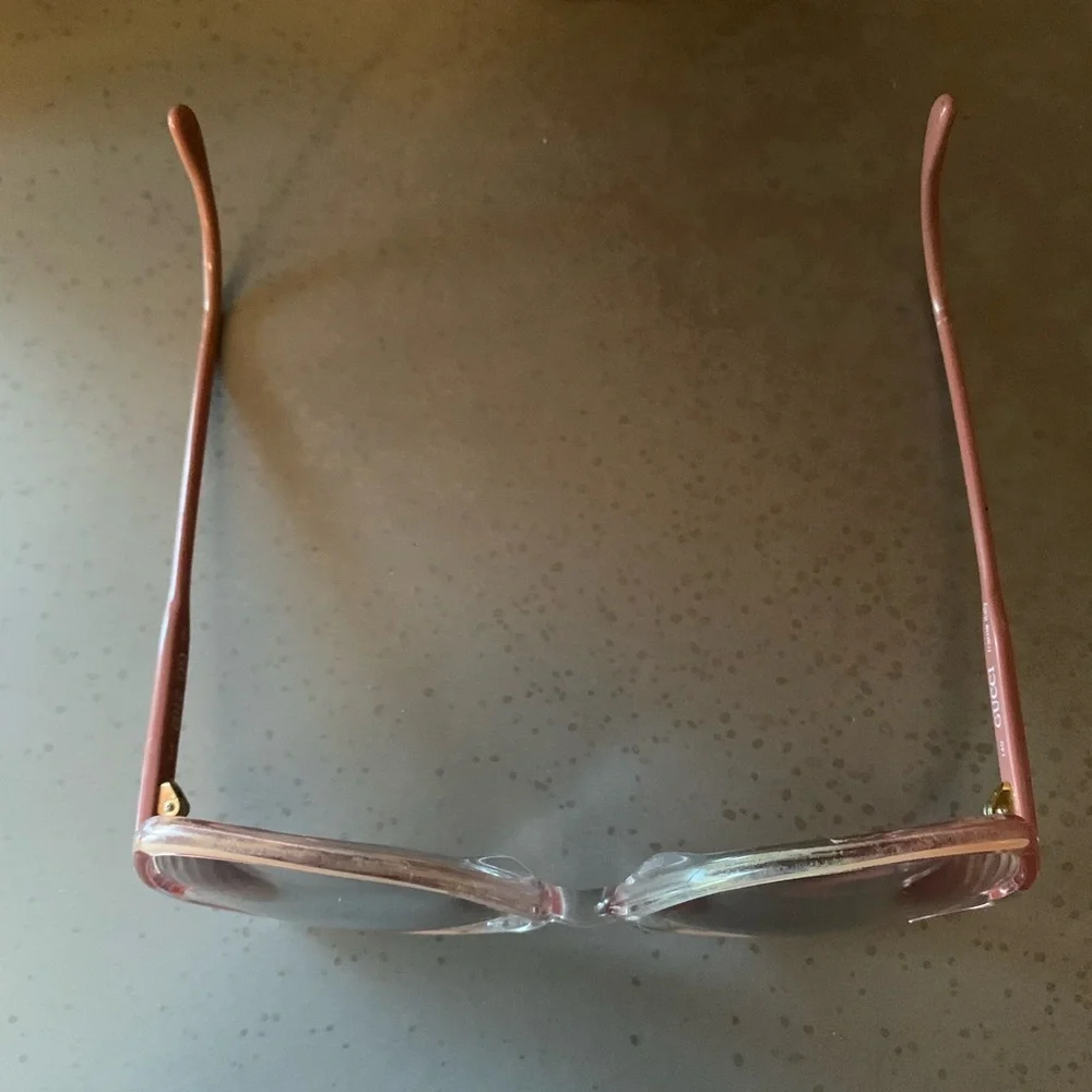 GUCCI- GG 2102 Classic Frame Designer Glasses. Frame, ITALY. MAUVE color plastic - Picture 7 of 12